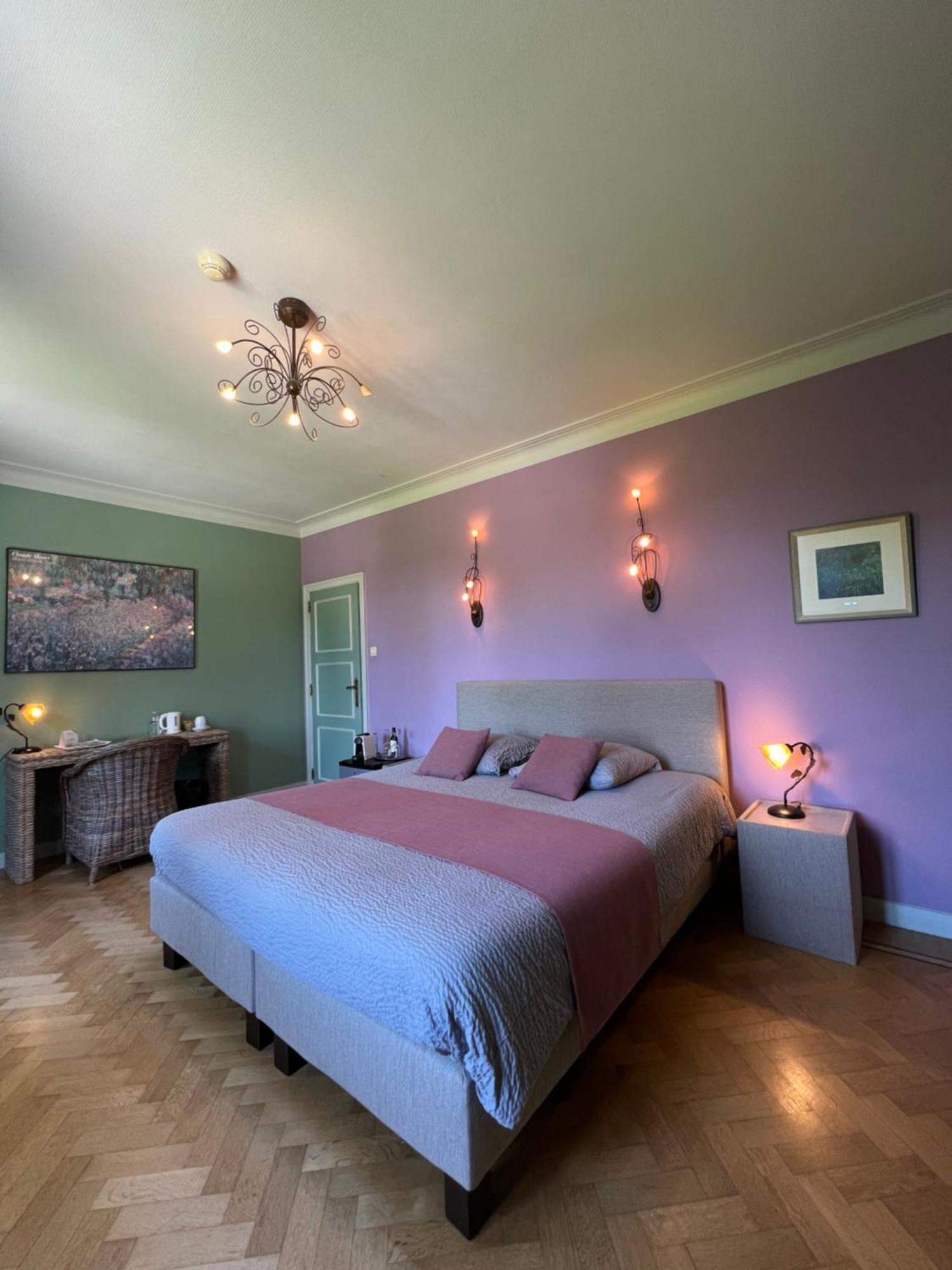 Hotel Fleur De Lys Zedelgem Bagian luar foto